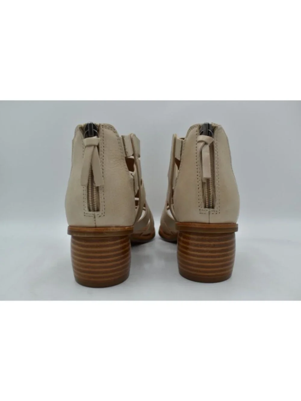 Sofft Womens Size‎ 9 Carmen Beige Leather Block Heel Gladiator Sandals Shoes